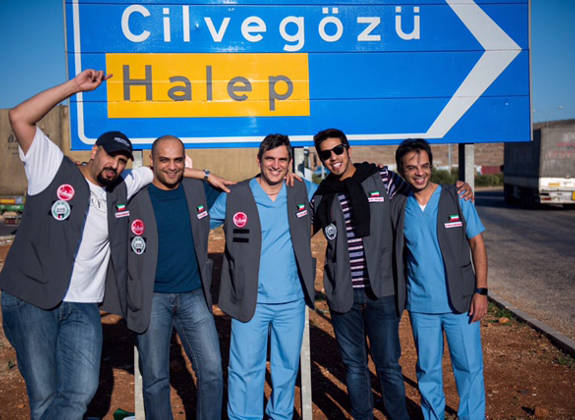 Medical volunteers at the Turkish-Syrian border en route to Aleppo 